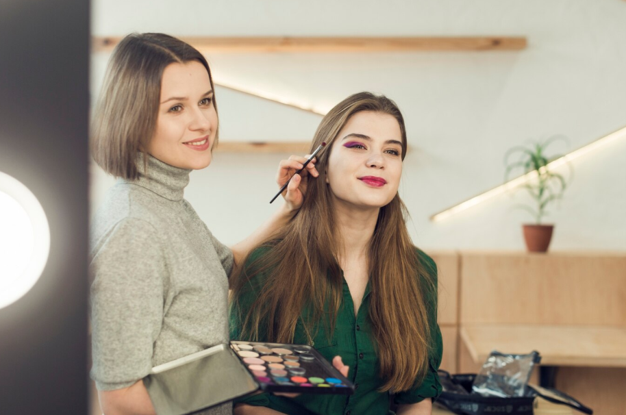 Certificate III in Make-Up